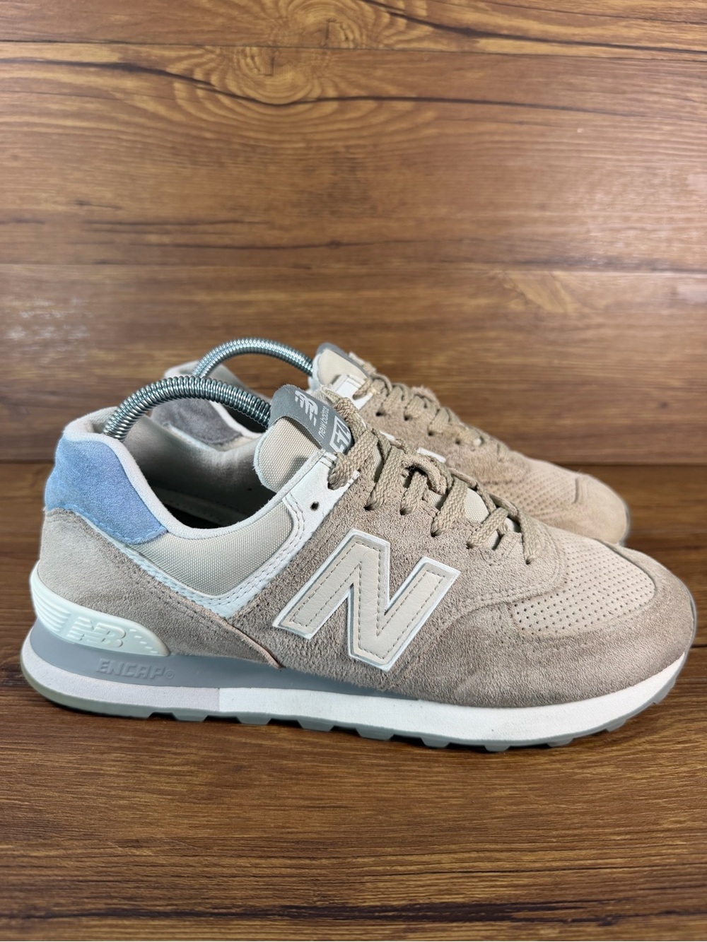 NEW BALANCE 574 Sneakers Men’s Size 8.5 Suede Shoes